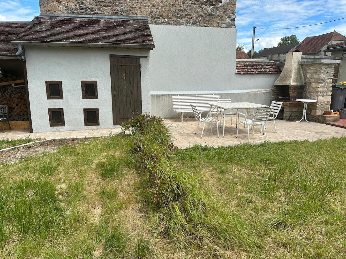 Maison Du Vignoble A 5 Minutes De Chablis Beine エクステリア 写真